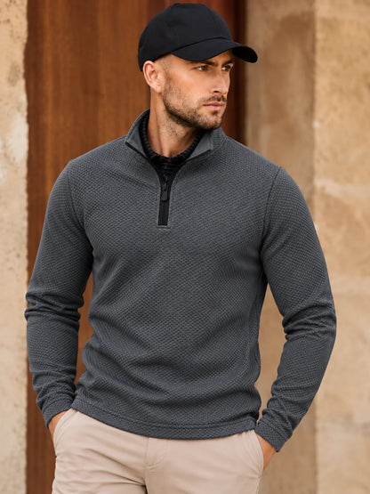 Golfpullover mit Waffelstruktur in Anthrazitgrau, Funktionsmaterial und Viertelreißverschluss