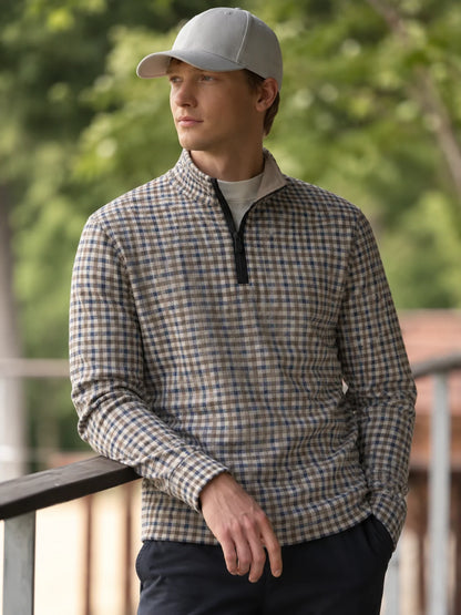 Golf-Pullover aus Funktionsmaterial in Marineblau und Taupe mit feinem Mikrokaromuster und Viertelreißverschluss
