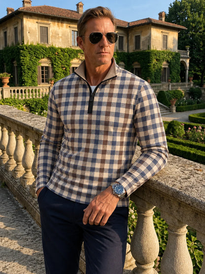Golf-Pullover in Creme mit mehrfarbigem Karomuster und kurzem Reißverschluss