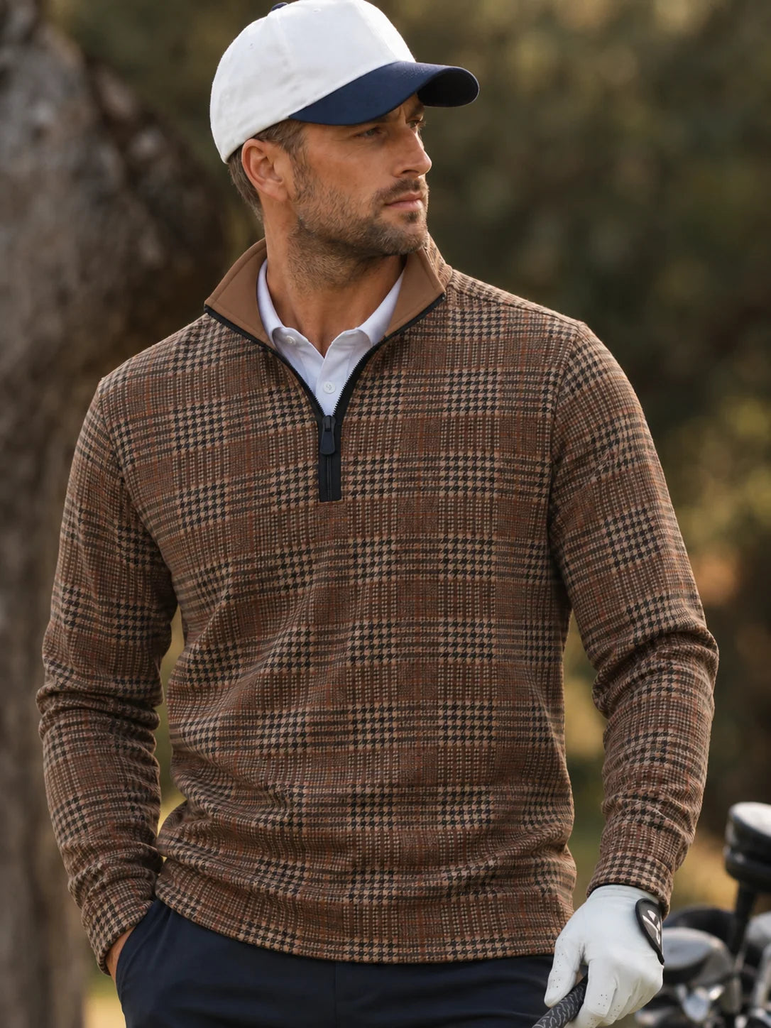 Golf-Pullover aus Funktionsmaterial in Kamelbraun mit Hahnentritt-Karomuster und Viertelreißverschluss